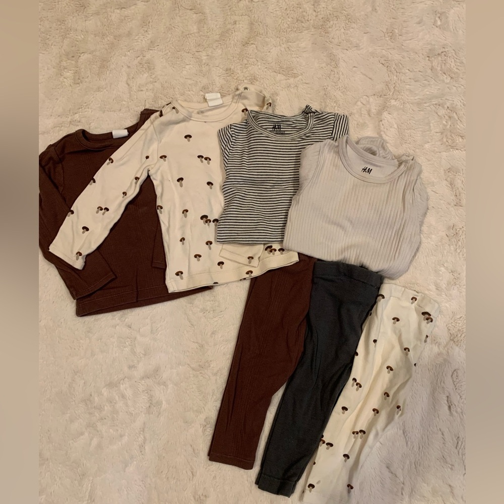H&M lot of tees, onesies, leggings 6-9 month